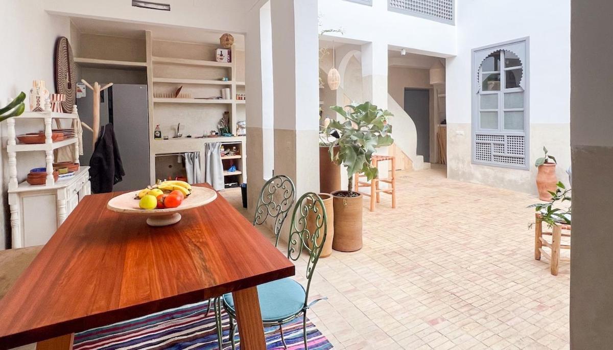 Vasame - Private In The Medina